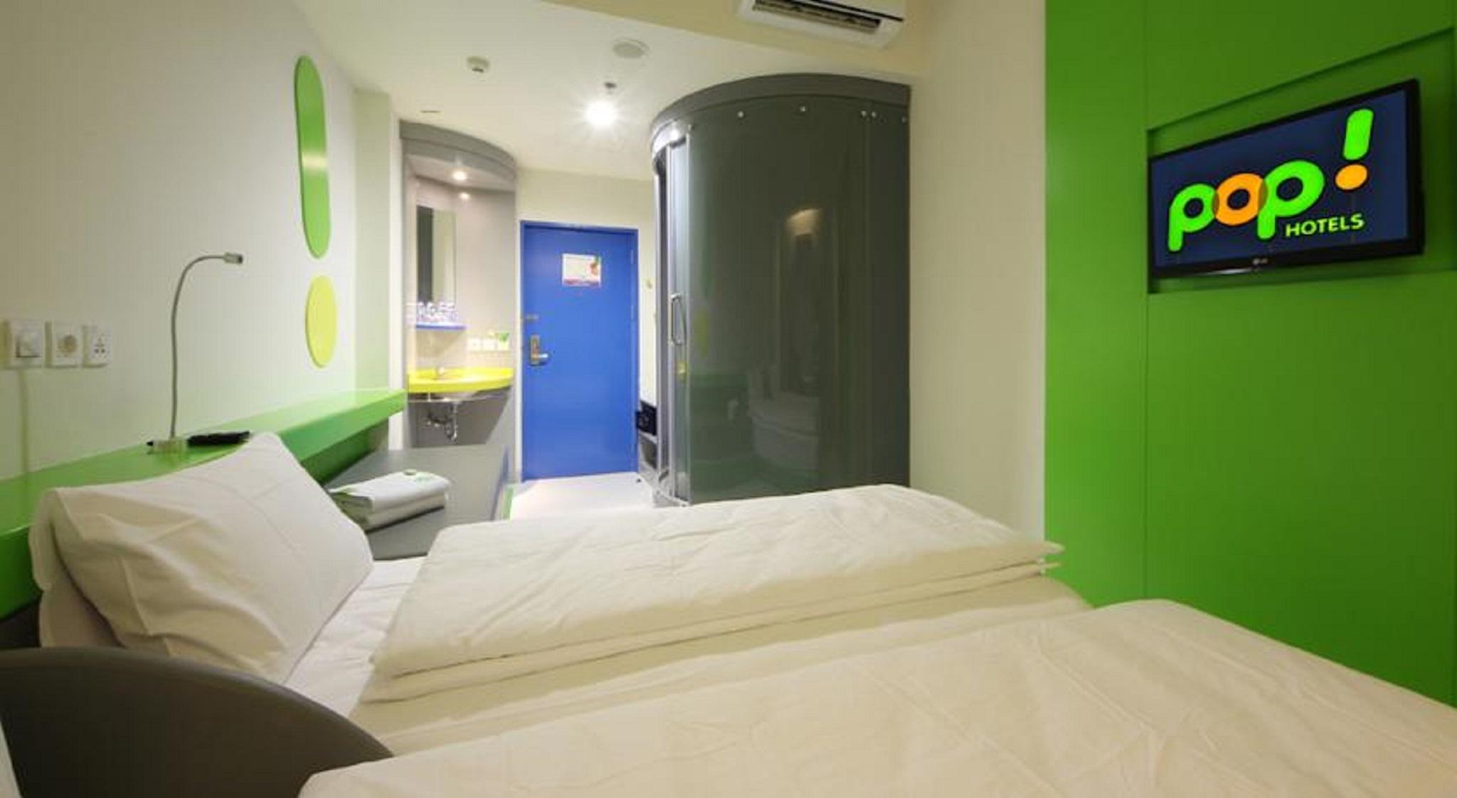 Pop! Hotel Tebet Giacarta Esterno foto