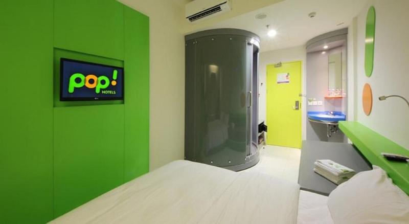 Pop! Hotel Tebet Giacarta Camera foto