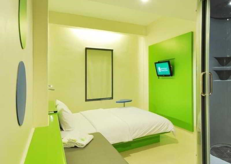 Pop! Hotel Tebet Giacarta Esterno foto